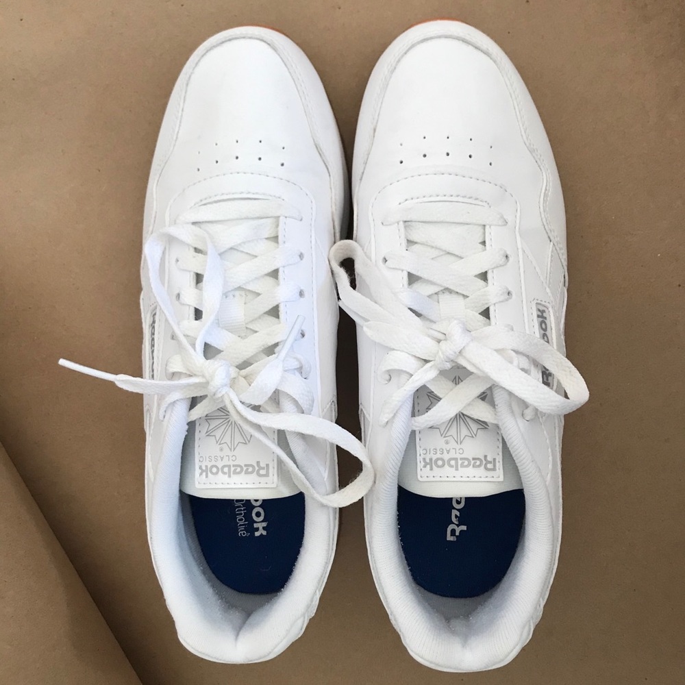 Reebok Sneakers